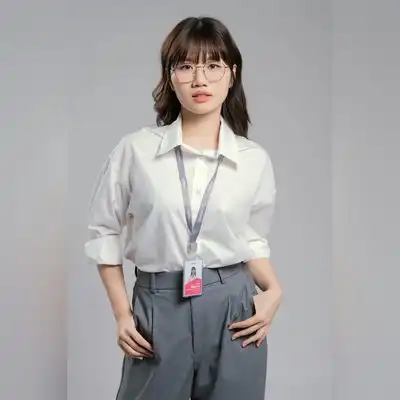 伍新茜